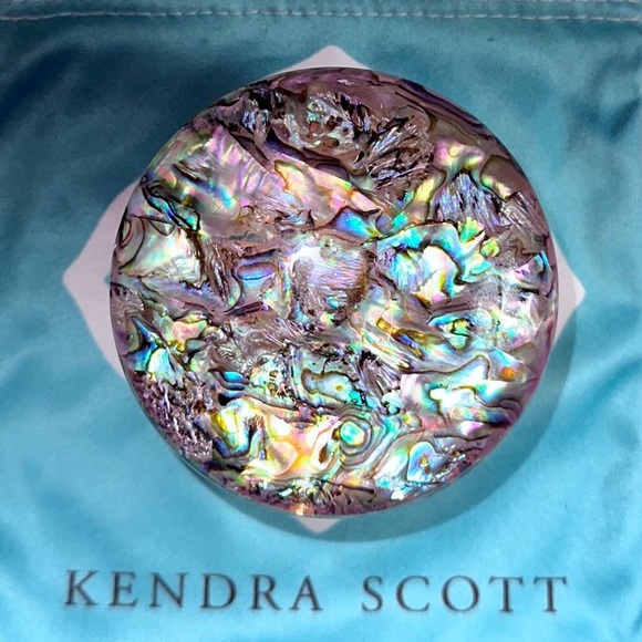KENDRA SCOTT Rose Gold & Mother of Pearl Dome Jewelry Box, BEAUTIFUL! EUC, Rare! - Picture 3 of 11